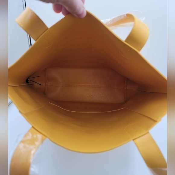 Saks Fifth Avenue Yellow PVC Tote NEW #1063 - Picture 7 of 10